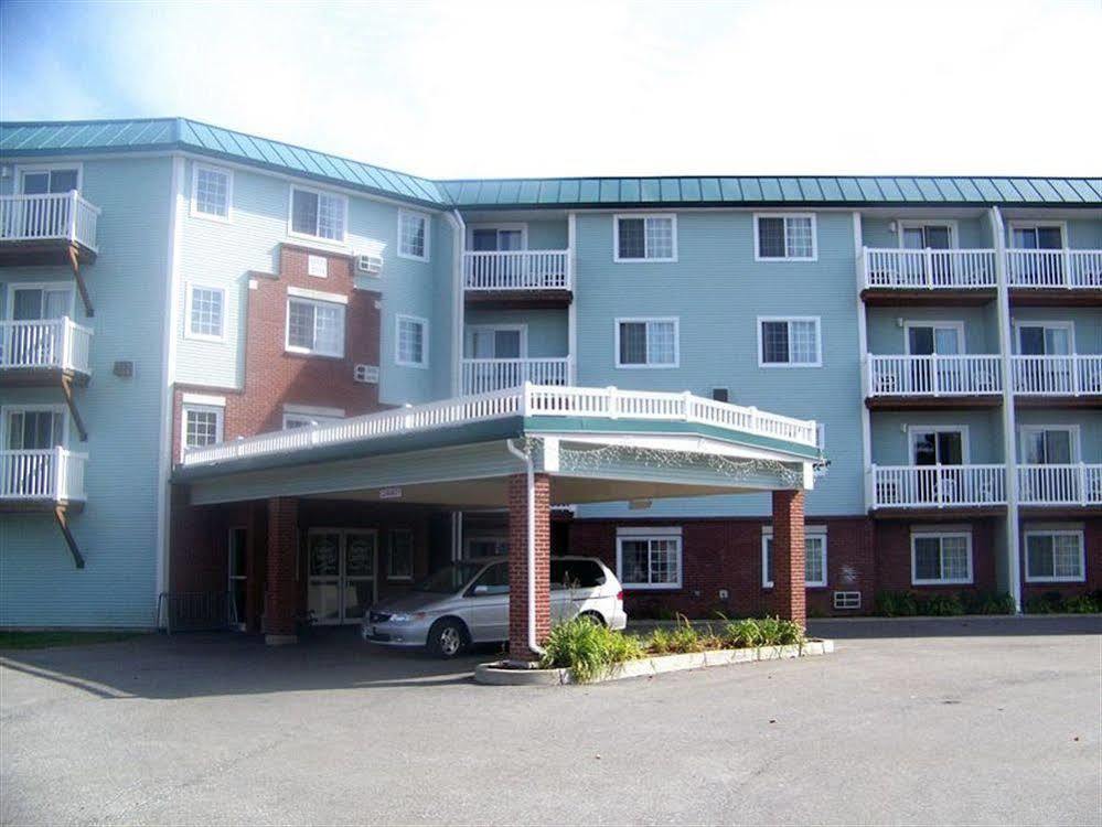 Baymont By Wyndham Essex Burlington Area Hotel Ngoại thất bức ảnh